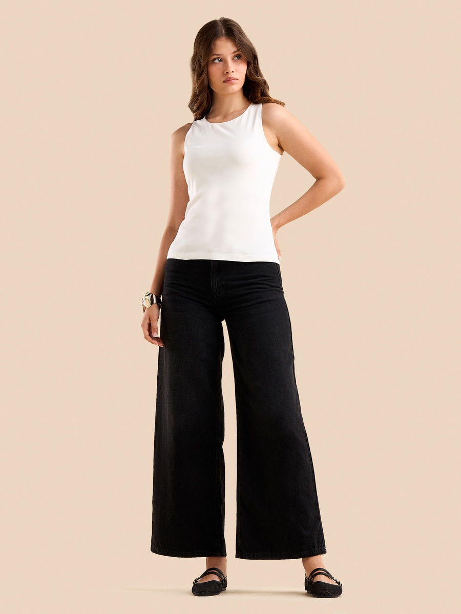 Plain Sleeveless Top
