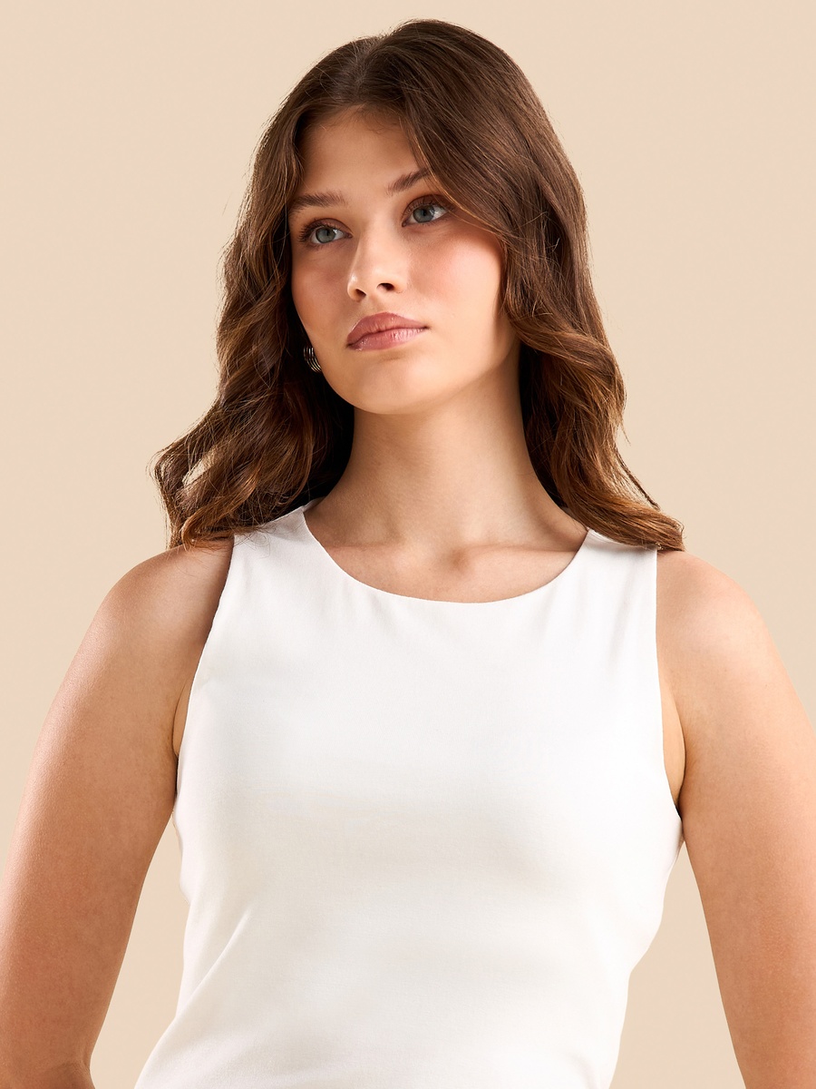 Plain Sleeveless Top
