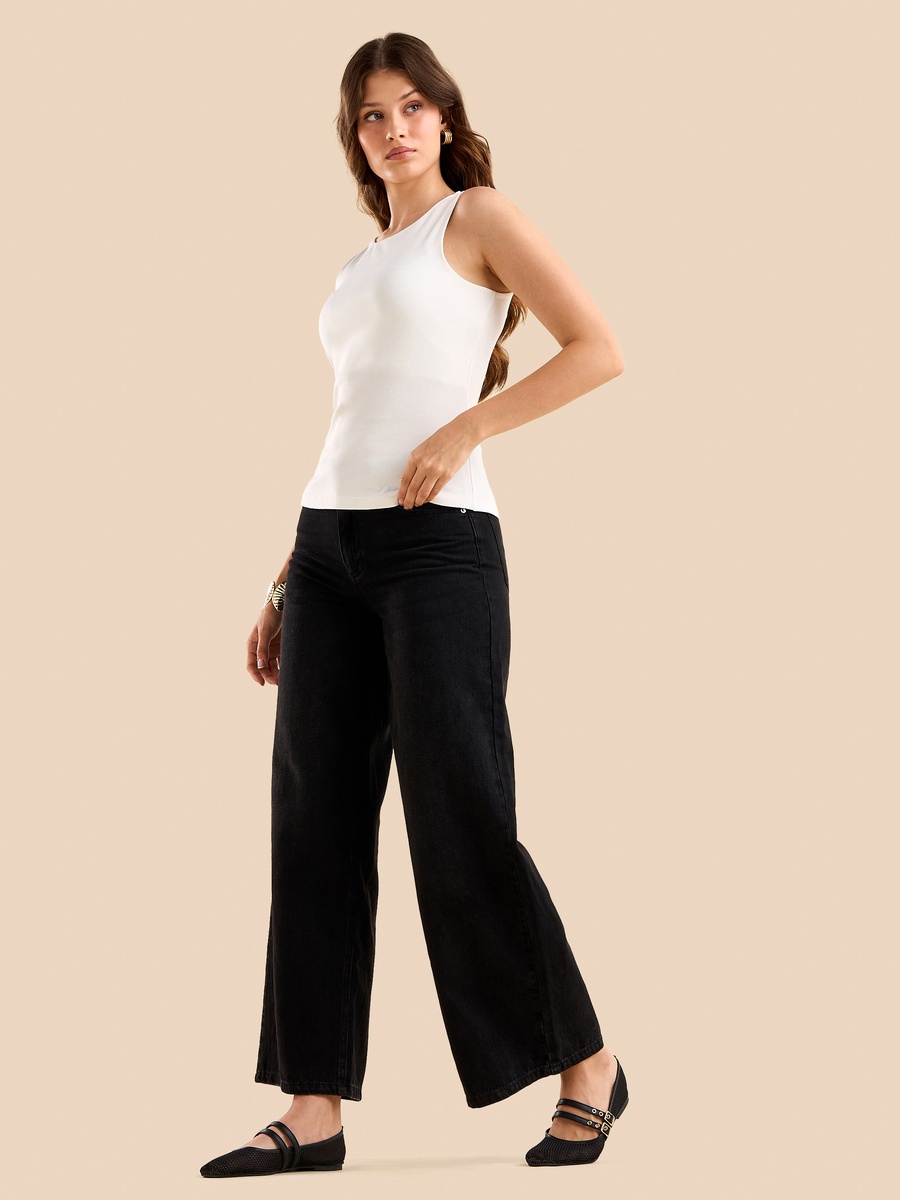 Plain Sleeveless Top