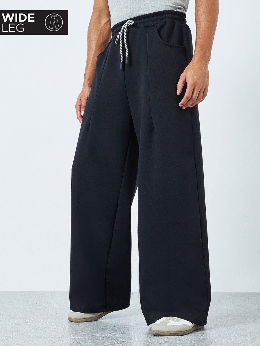 Men Wide Leg Joggers with Back Pocket Detail