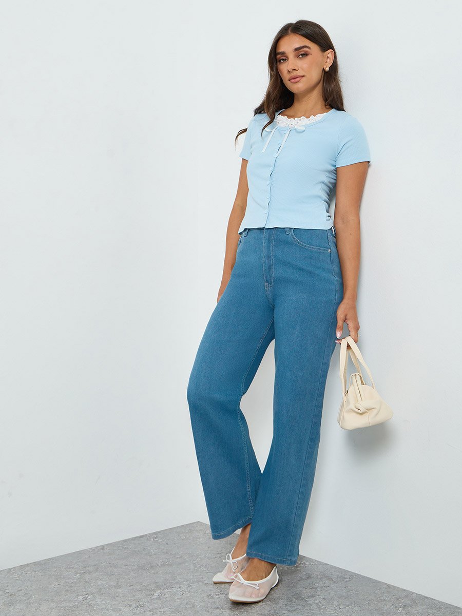 Women Blue Straight Fit Washed Jeans