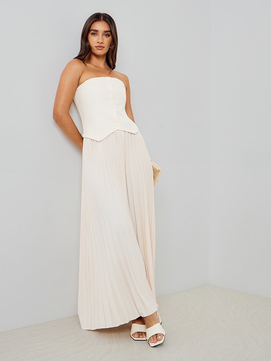Stunning Evening Dresses Online in Riyadh KSA | Styli