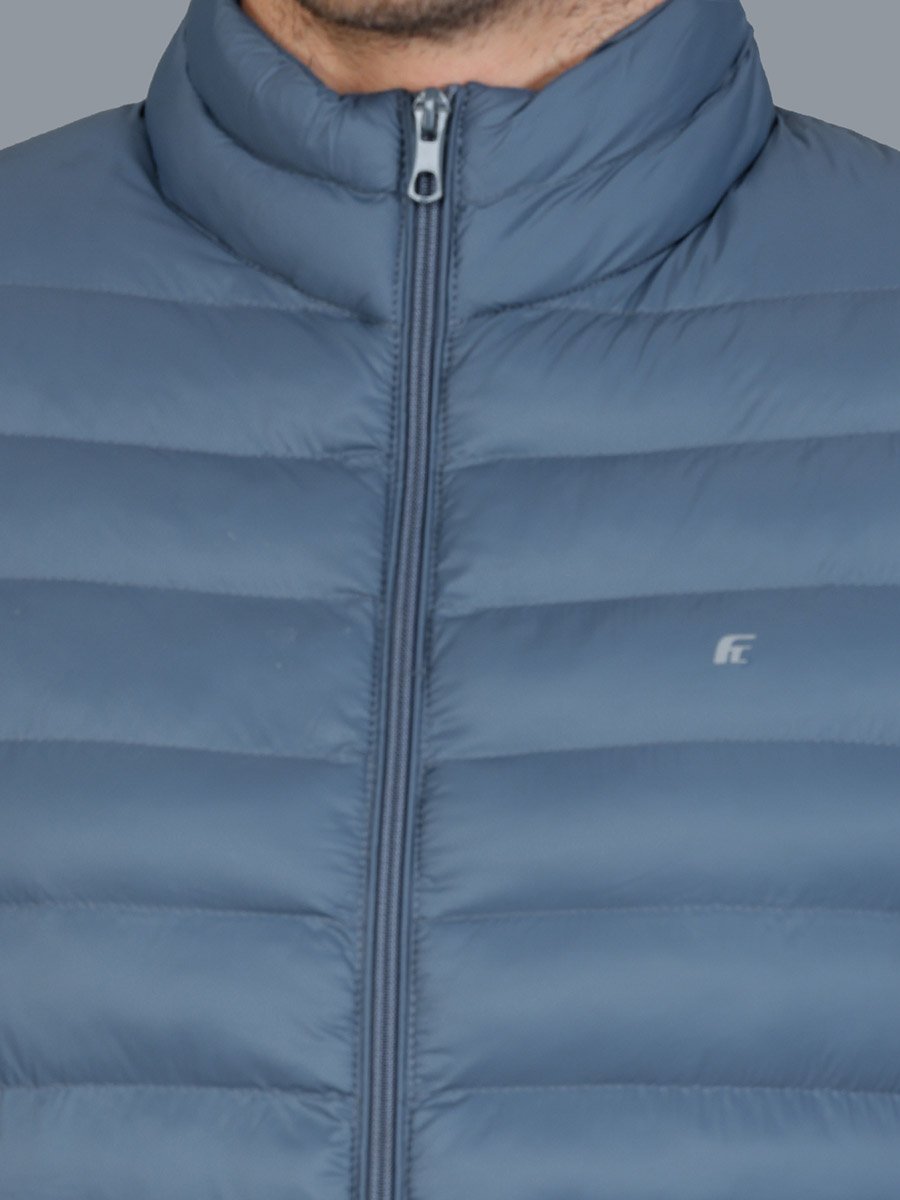 Men Blue Sleeveless Puffer Jacket