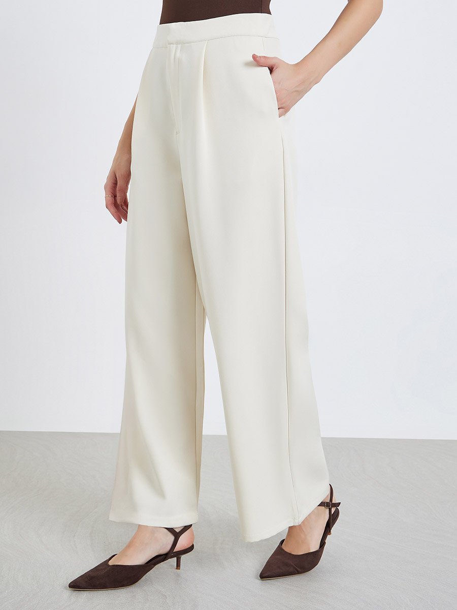 Women Off-White Wide Leg Trousers