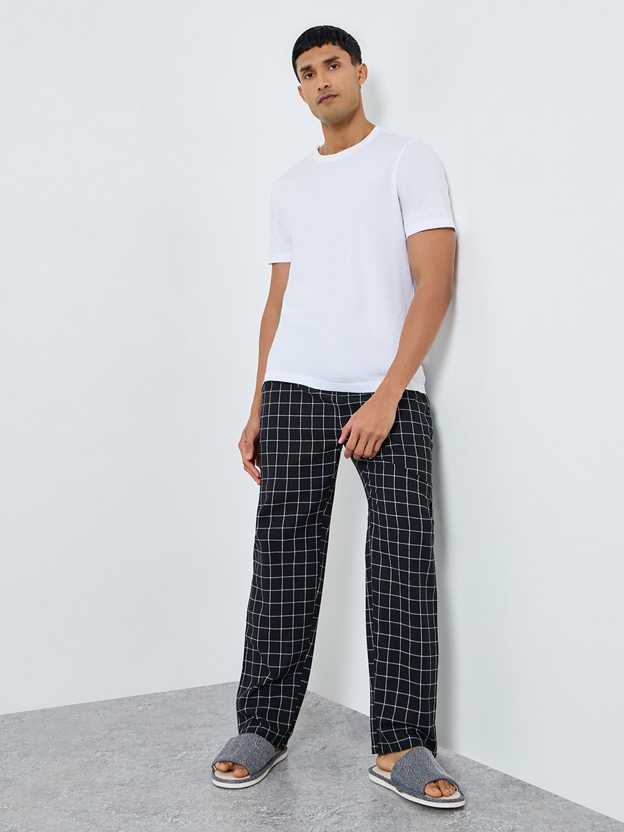 Men Checked Relaxed Fit Pyjama Bottom