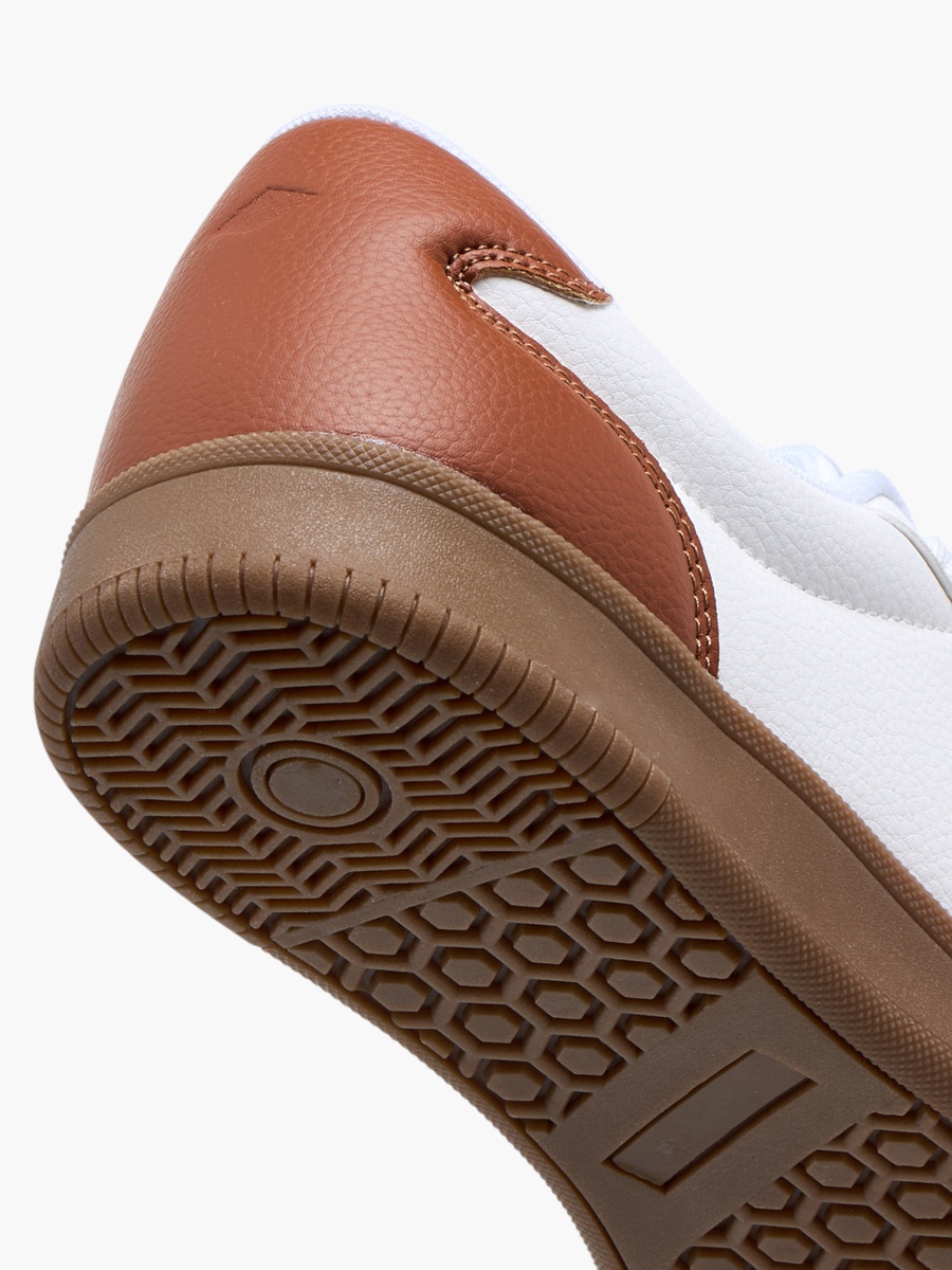Men Colourblock Lace-Up Sneakers