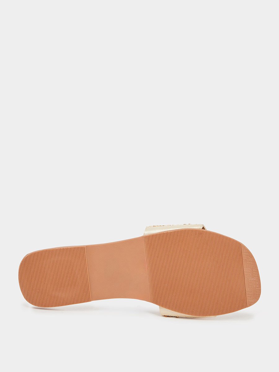 Women Embellished Flat Sandals