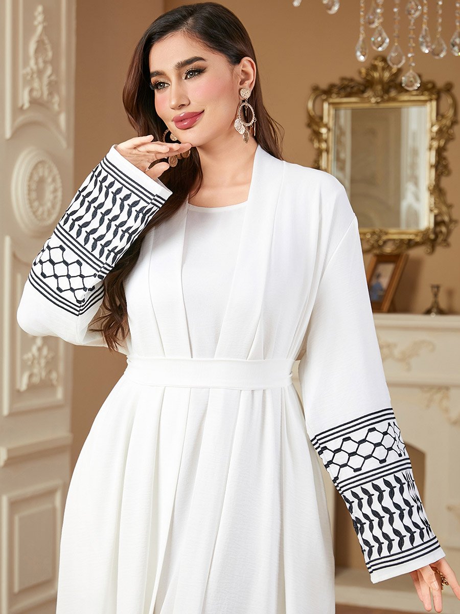 Women Geometric Belted Long Sleeve Abaya