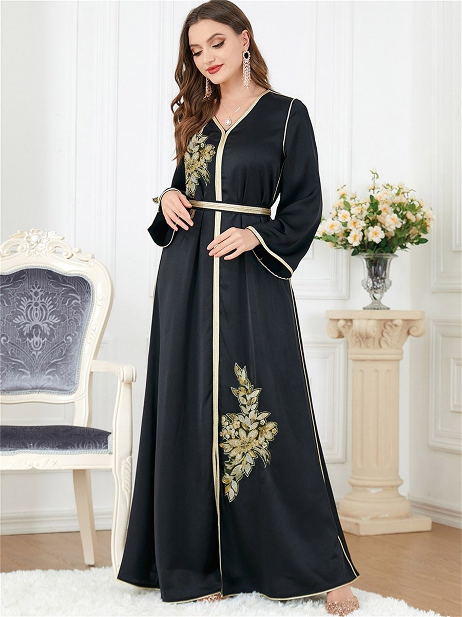 Women Black Graphic Patch Detail Belted Jalabiya