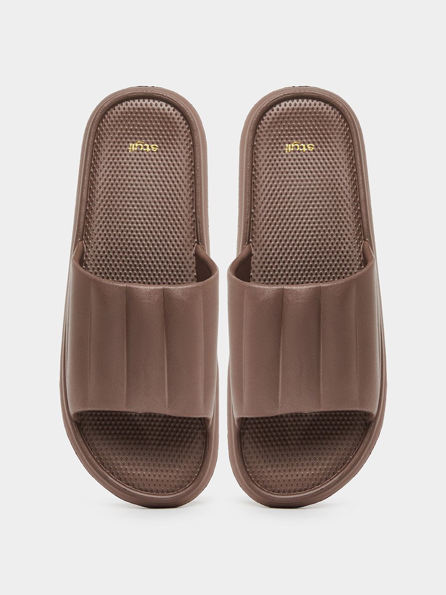 Men Textured Slides