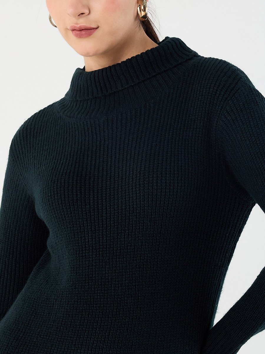 Black High Neck Side Slit Knitted Midi Dress