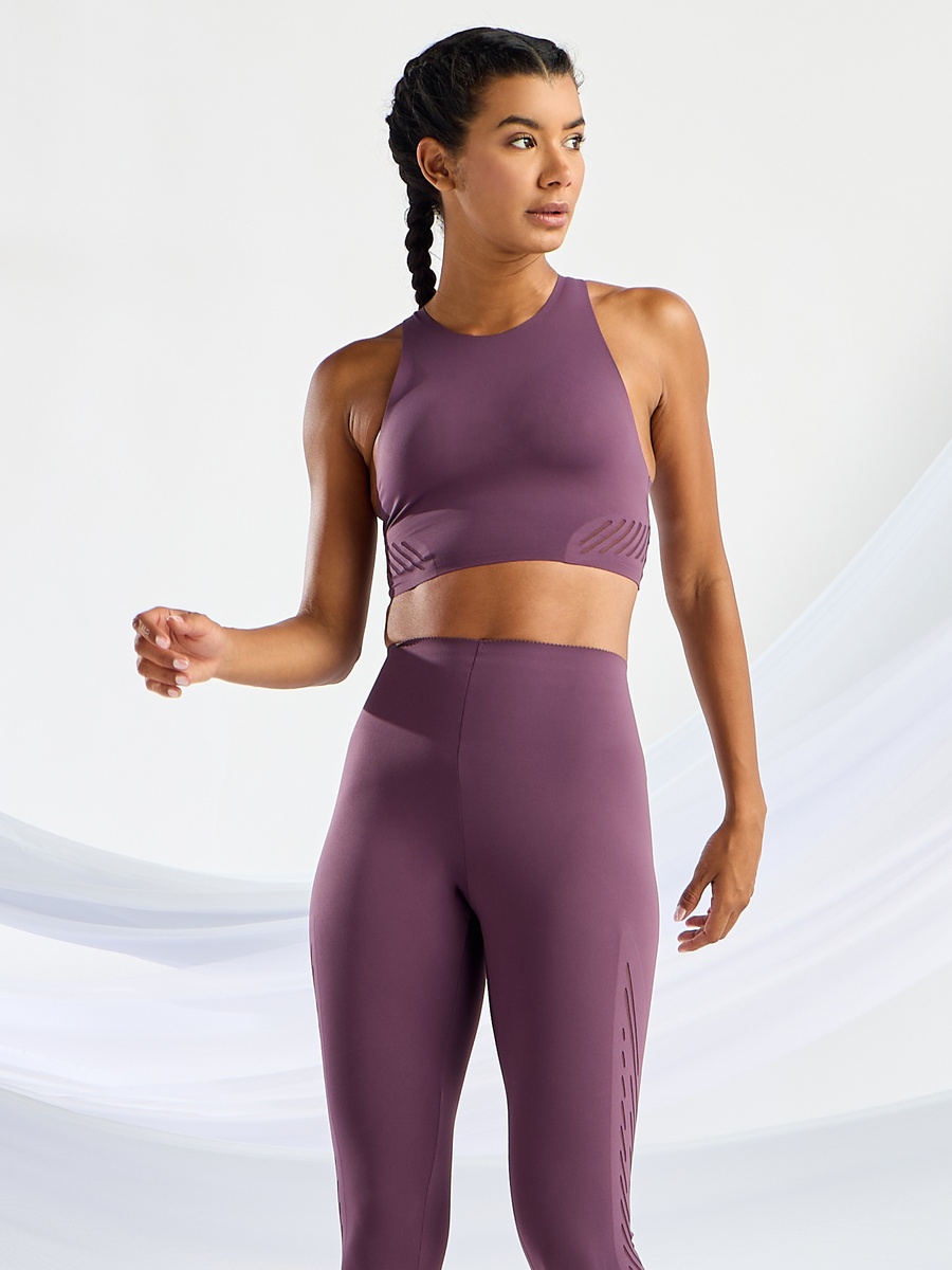 Cutout Accent Racerback Sports Bra