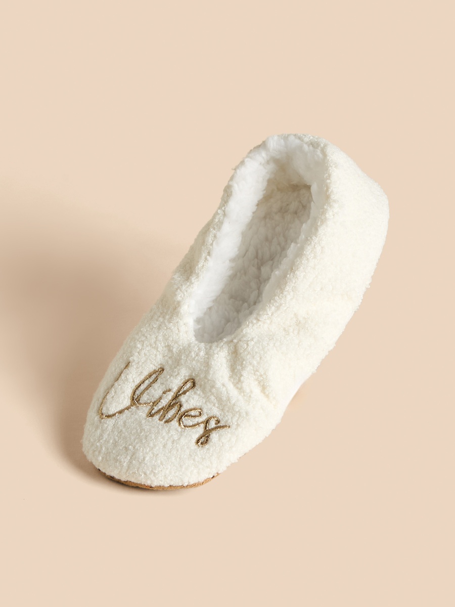 Embroidered Foot Warmer Socks