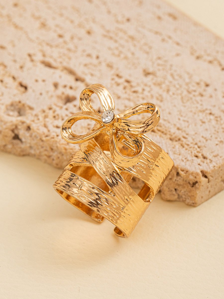 Gold Bow Decor Open Ring