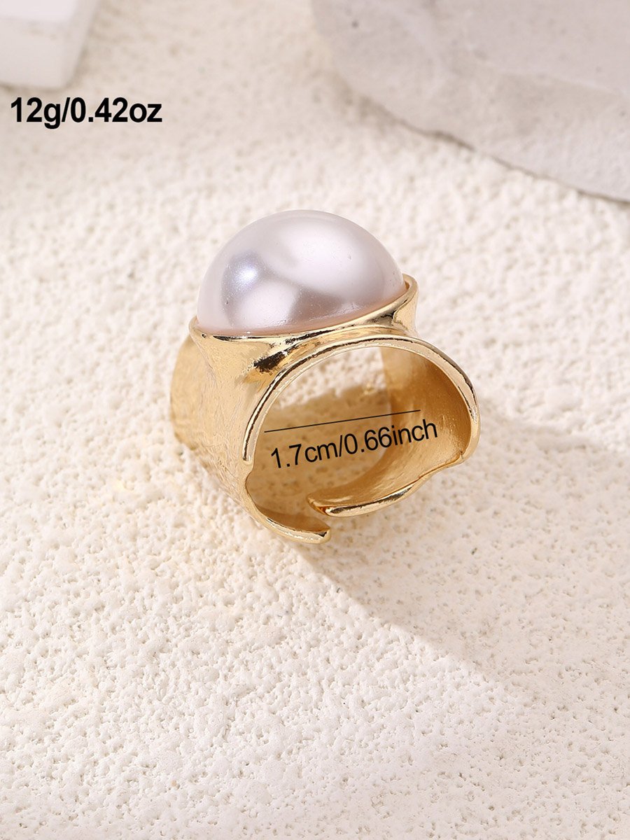 Round Faux Pearl Embellished Ring