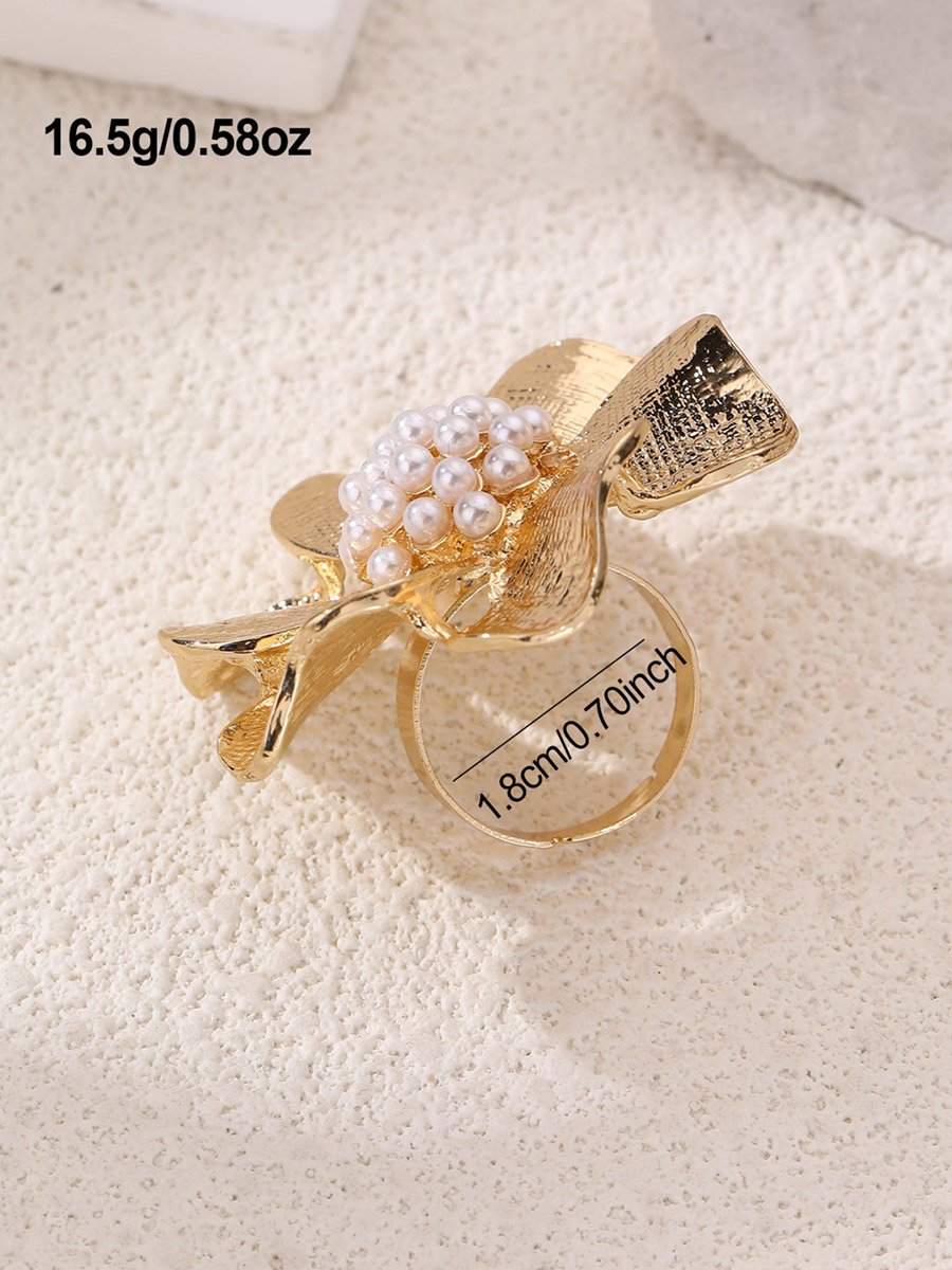 Flower Faux Pearl Embellished Ring