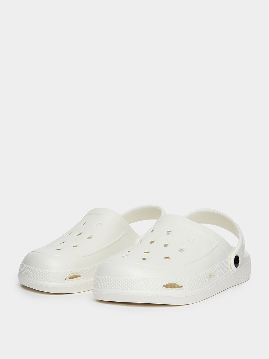 Men White Slip-On Clogs
