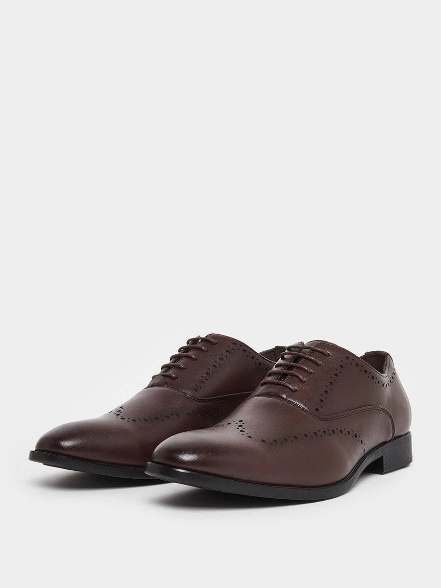 Classic Oxford Brogue Shoes