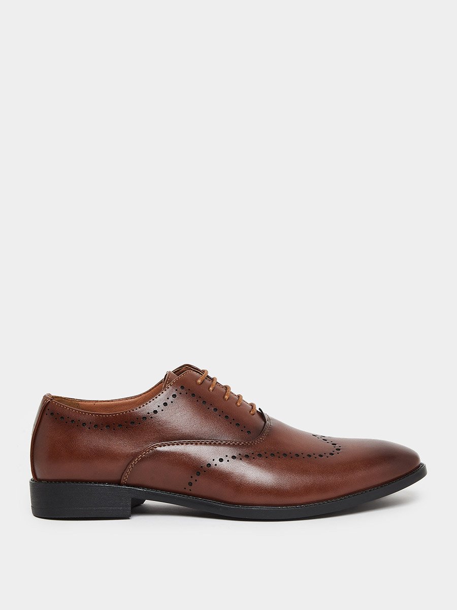 Classic Oxford Brogue Shoes