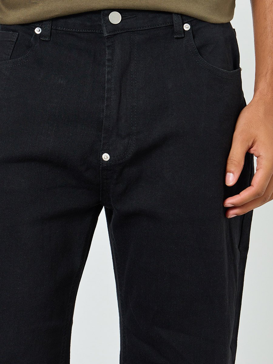 Men Black Solid Carpenter Fit Jeans