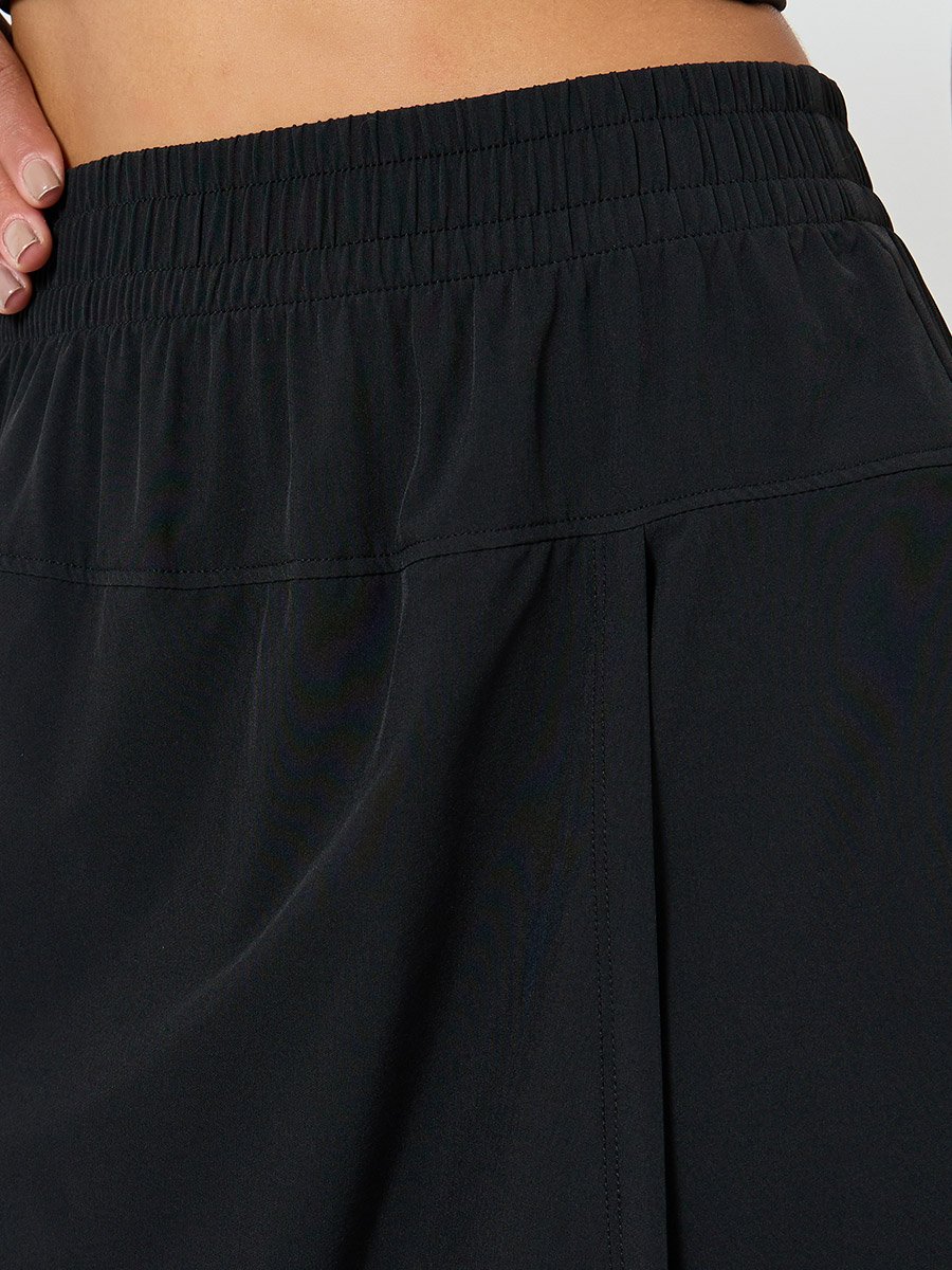 Women Black Elastic Waist Skort