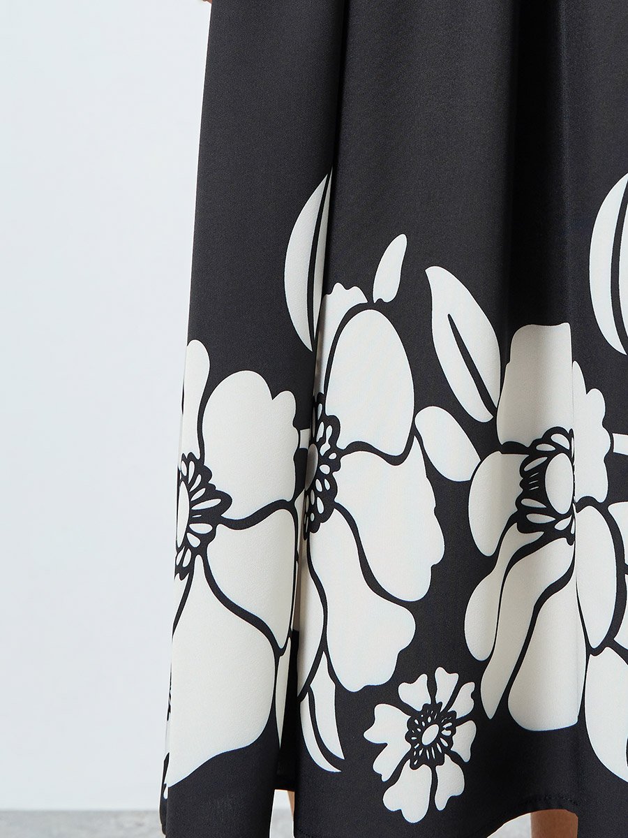 Women Black Floral Print A-Line Midi Dress