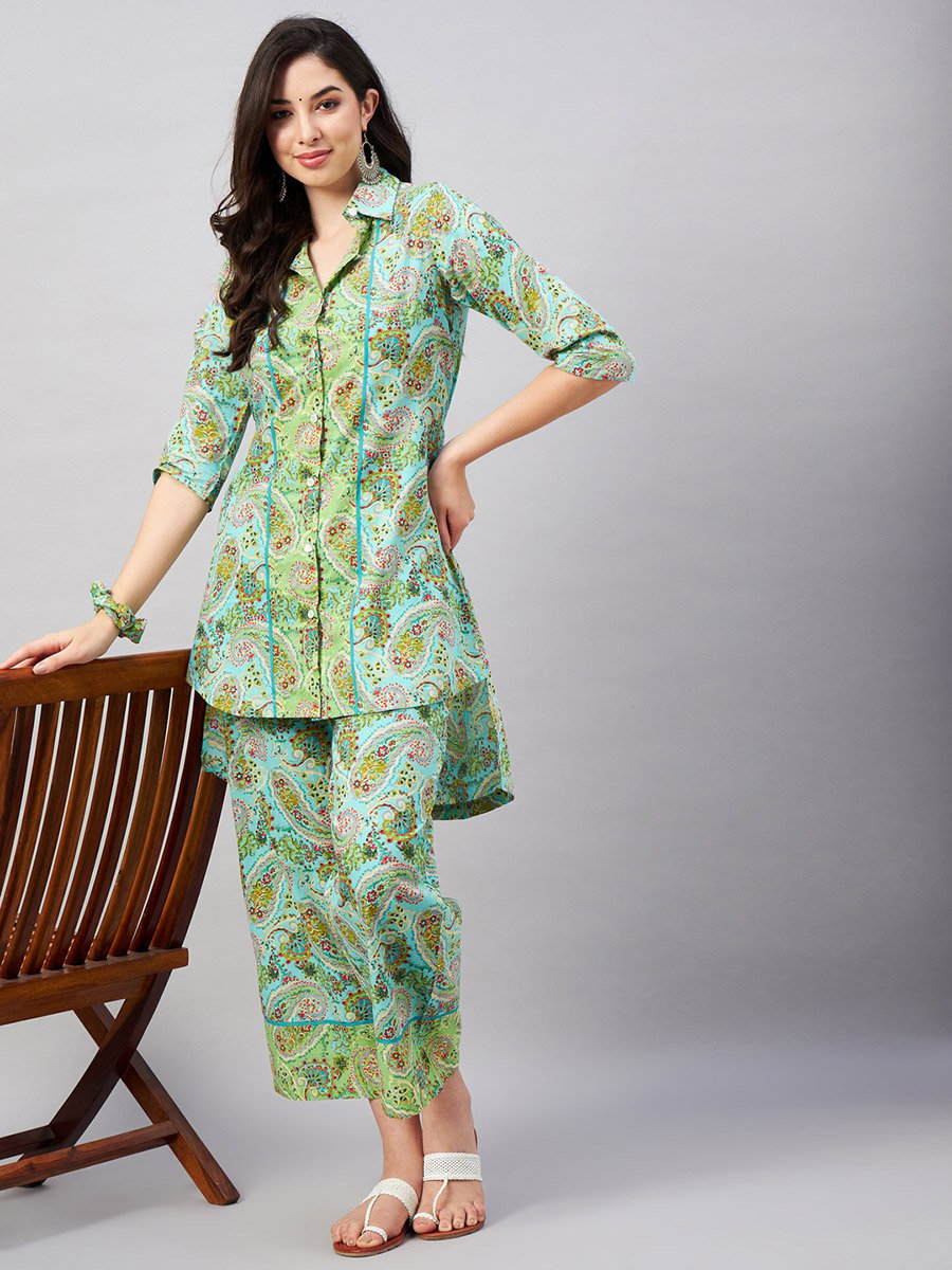 Women Paisley Print Hi-Low Shirt and Pants Co-ords