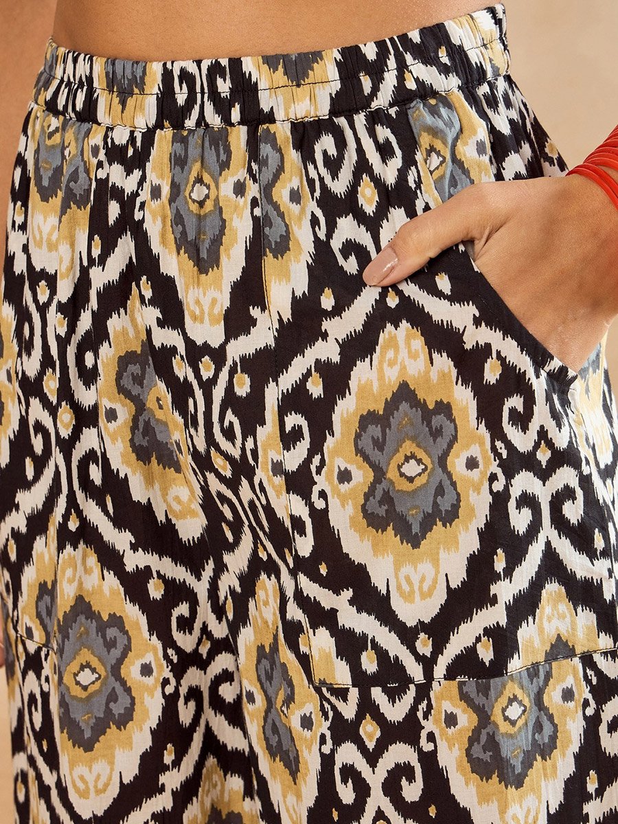 Women Black Geometric Print Tunic with Trousers Co-Ords