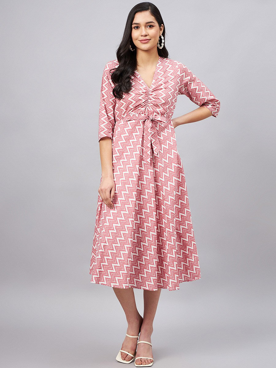 Women Pink Zigzag Print Front Knot Midi Dress