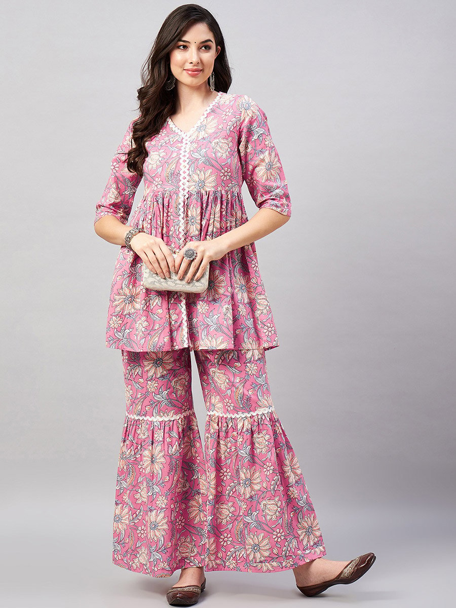 Woman Pink Floral Print Lace Kurta with Sharara Set