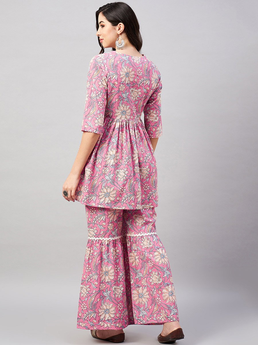 Woman Pink Floral Print Lace Kurta with Sharara Set