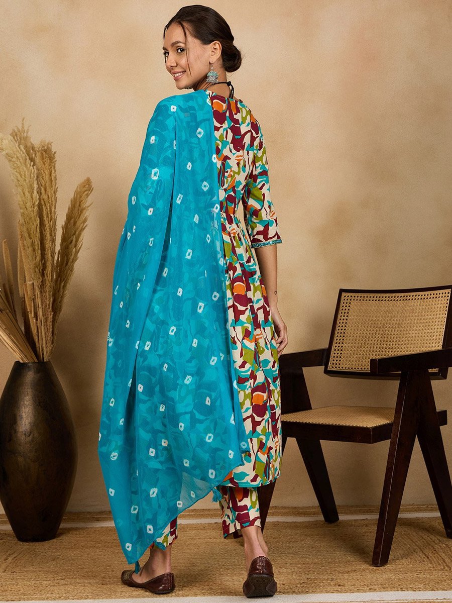 Woman Abstract Print Ruched Kurta with Dupatta Set