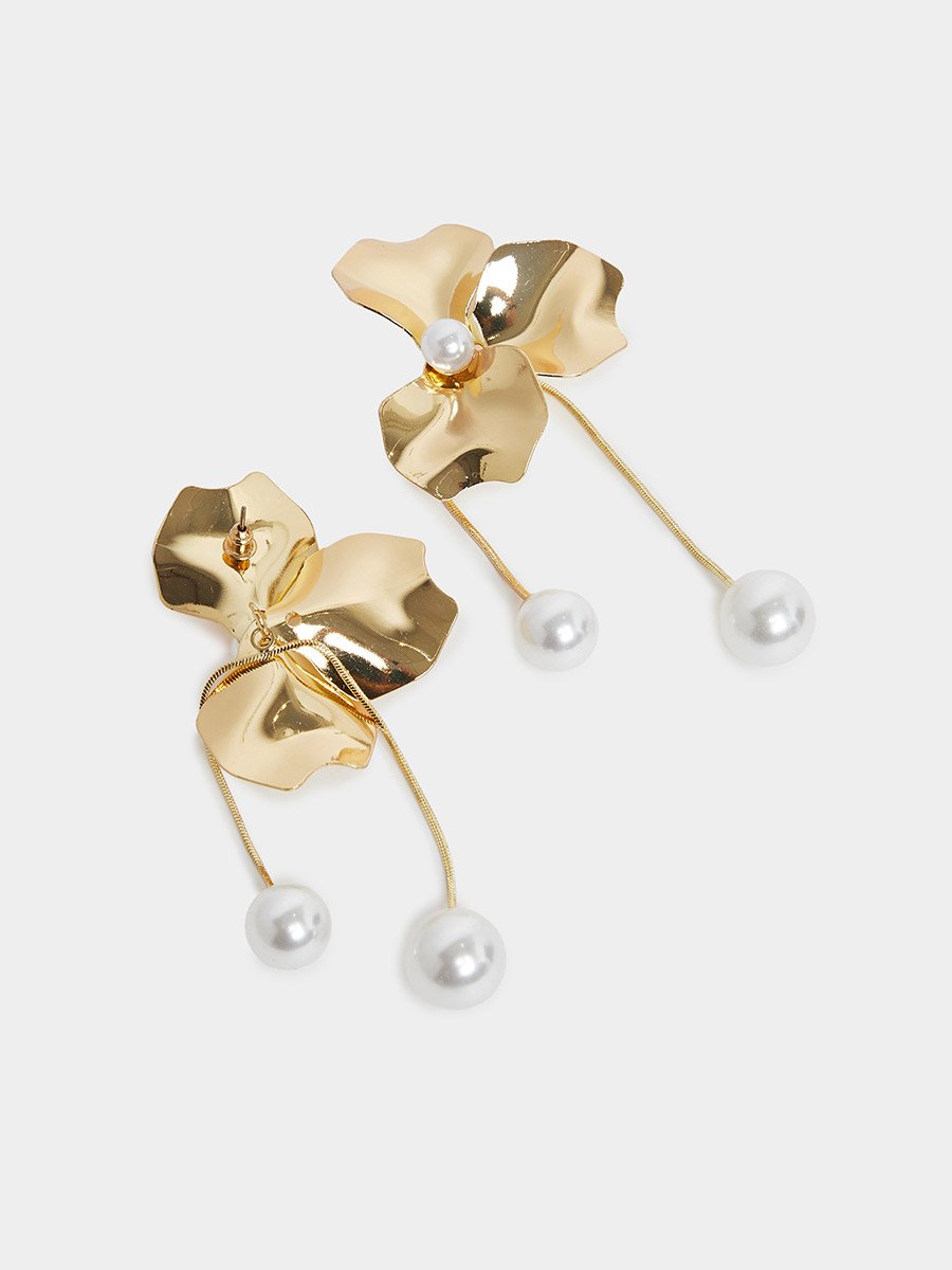 Women Gold Floral Pearl Drop Earrings