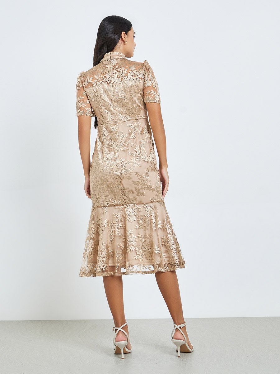 Beige All-Lace Mermaid Hem Midi Dress