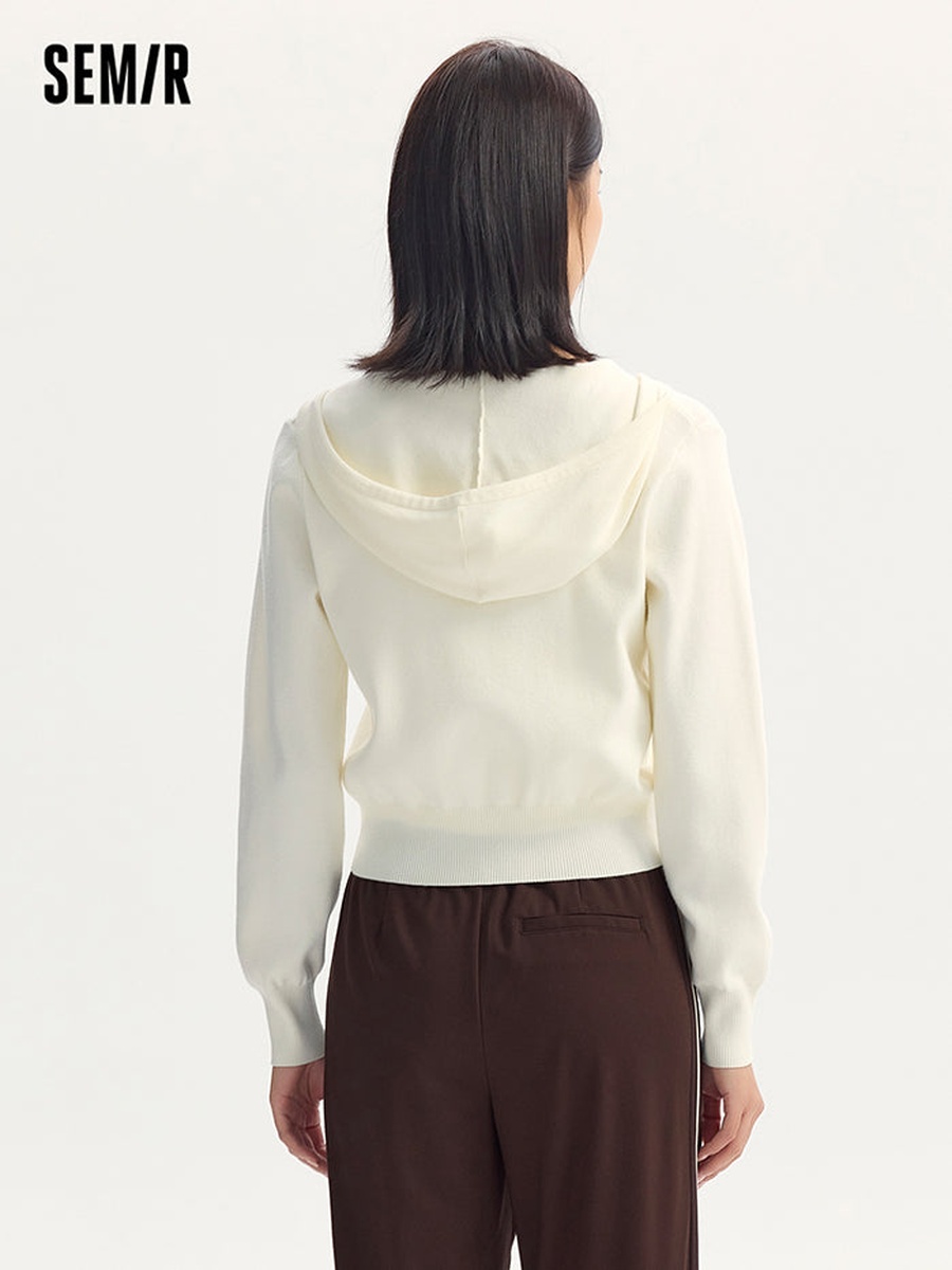 Women Solid Colored Knitted Cardigan