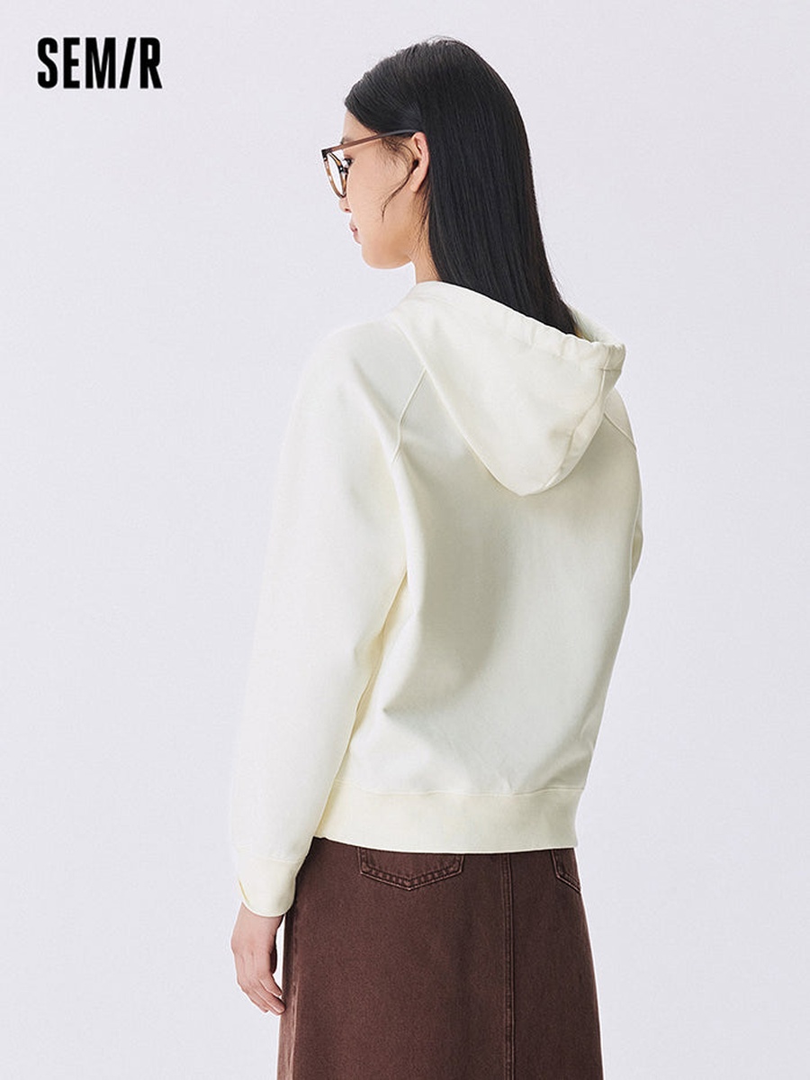 Women Hoodie with A Embroidery
