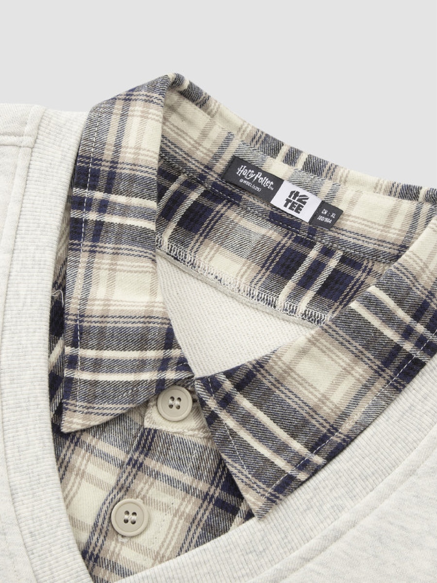 Men Layered Neck Sweatshirt with Printed Front