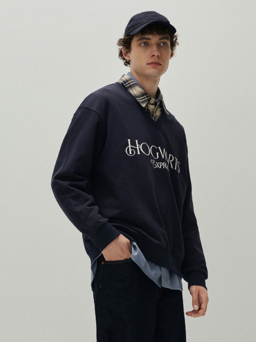 Men Layered Neck Sweatshirt with Printed Front