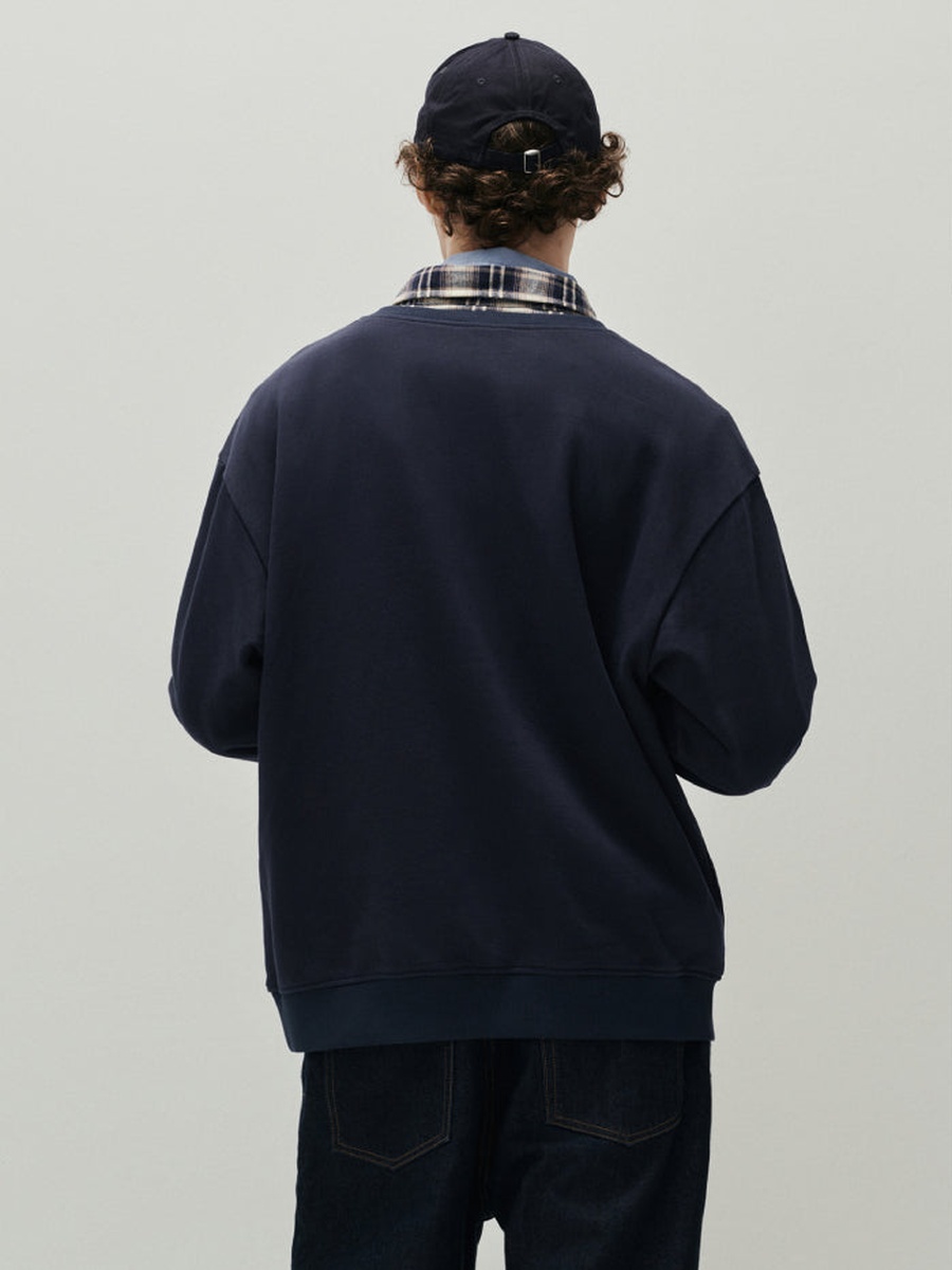 Men Layered Neck Sweatshirt with Printed Front