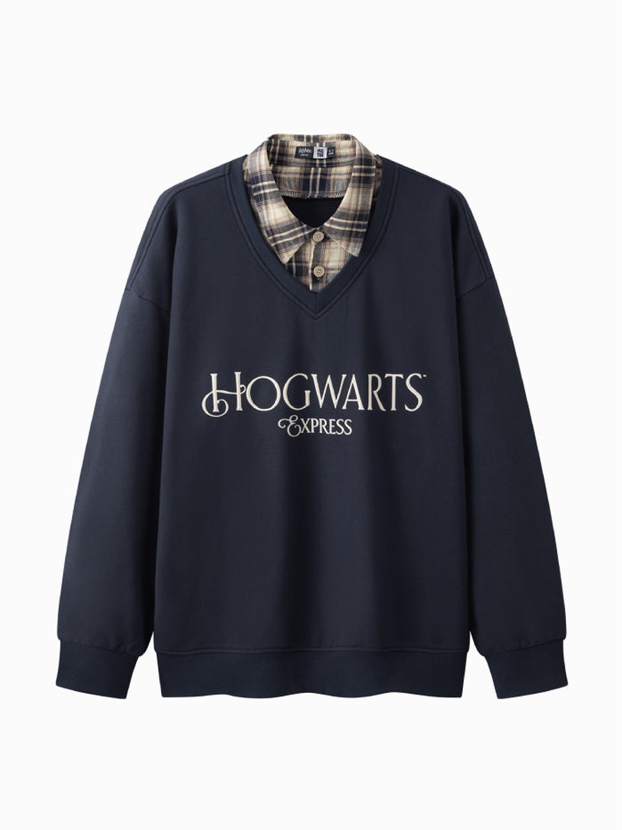 Men Layered Neck Sweatshirt with Printed Front