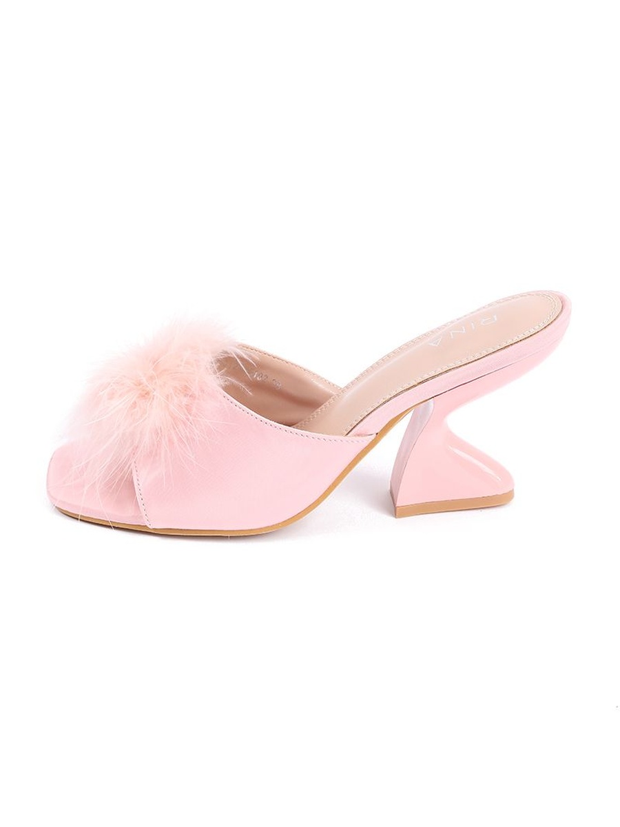 Sandal with Feathers