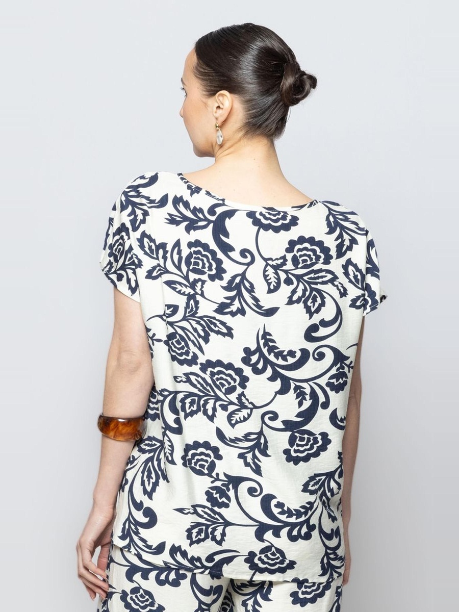 Short Sleeves Summer Top with Full Prints Pattern