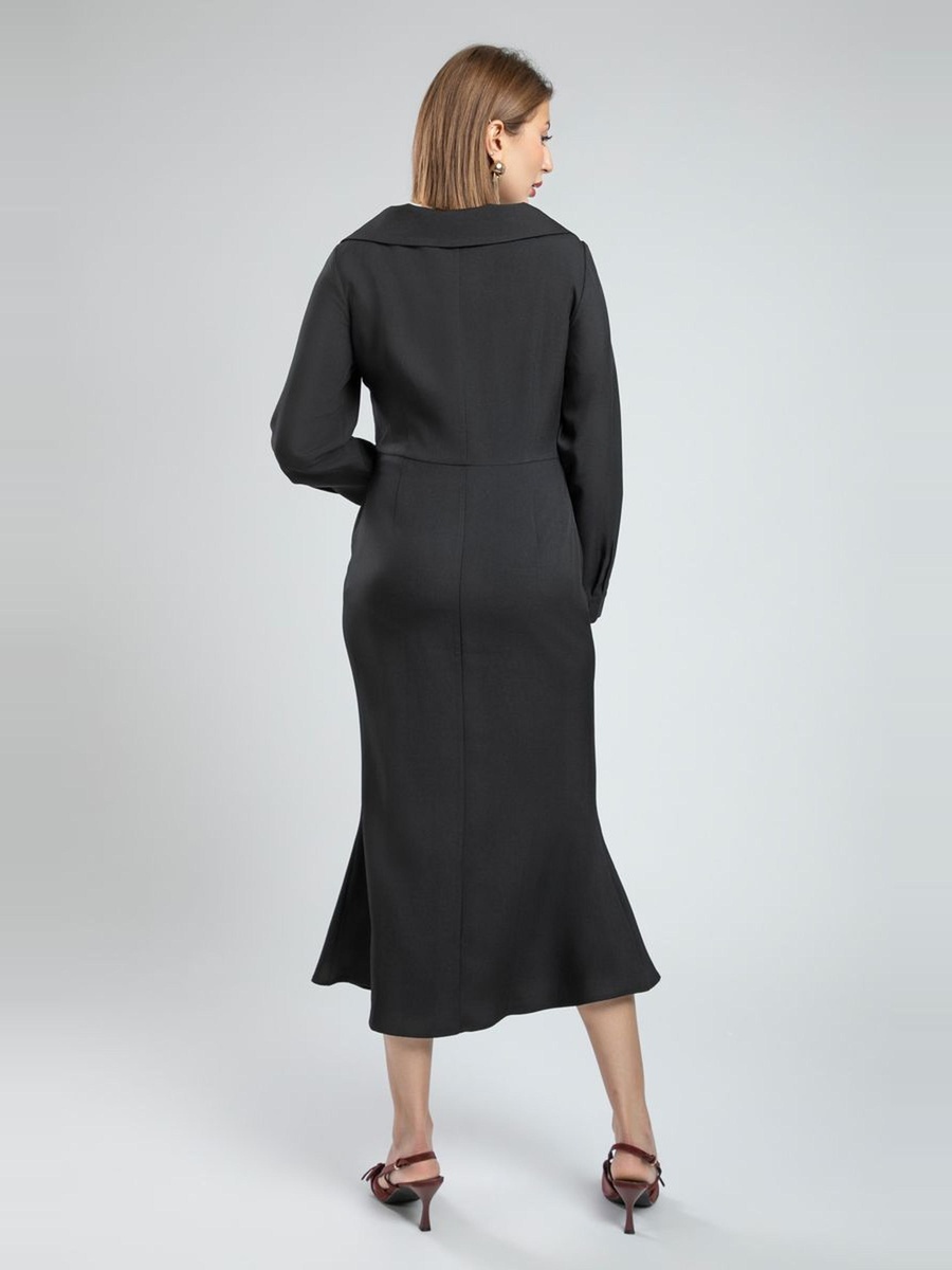 Elegant Longline Office Dress with Belt