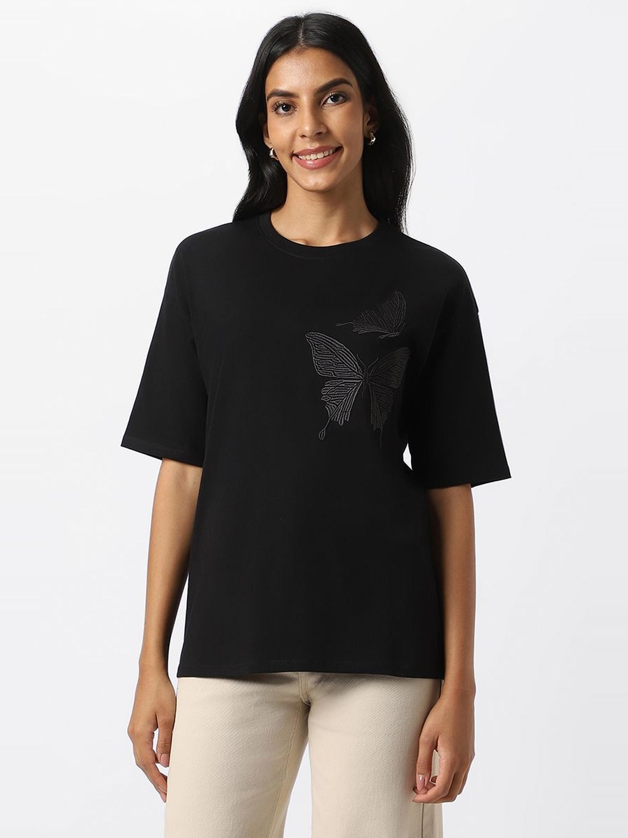 T-Shirt with Embroidery
