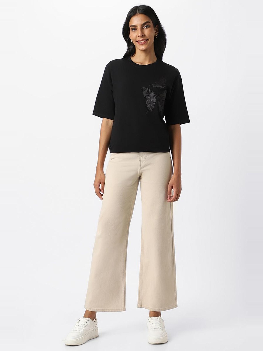 T-Shirt with Embroidery