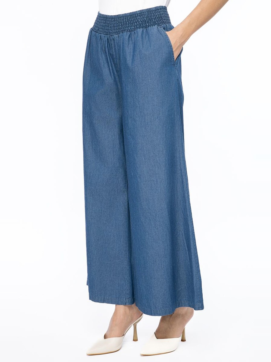 Flowy Jeans Pants