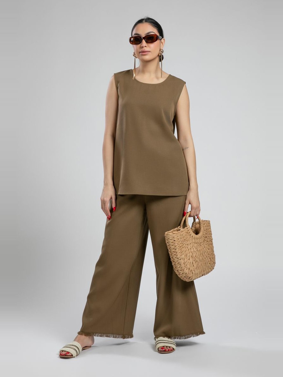 Wide Leg Pants with Frayed Hem