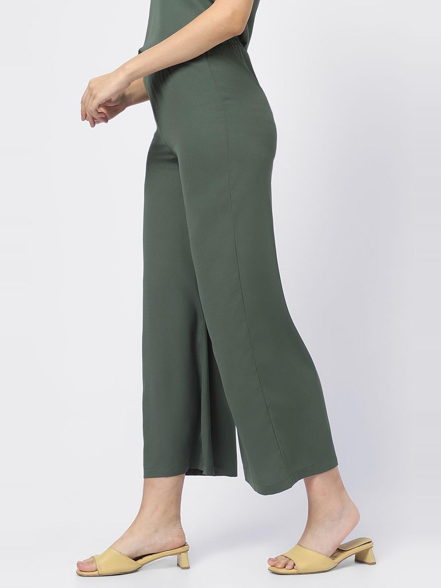 Plain Flowy Pants