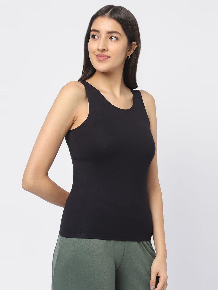 Sleeveless Basic T-Shirt