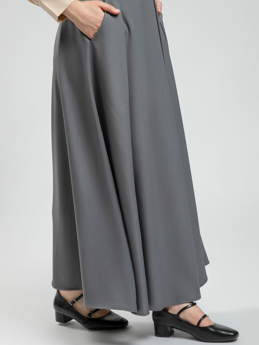 Classic Office Flowy Maxi Skirt